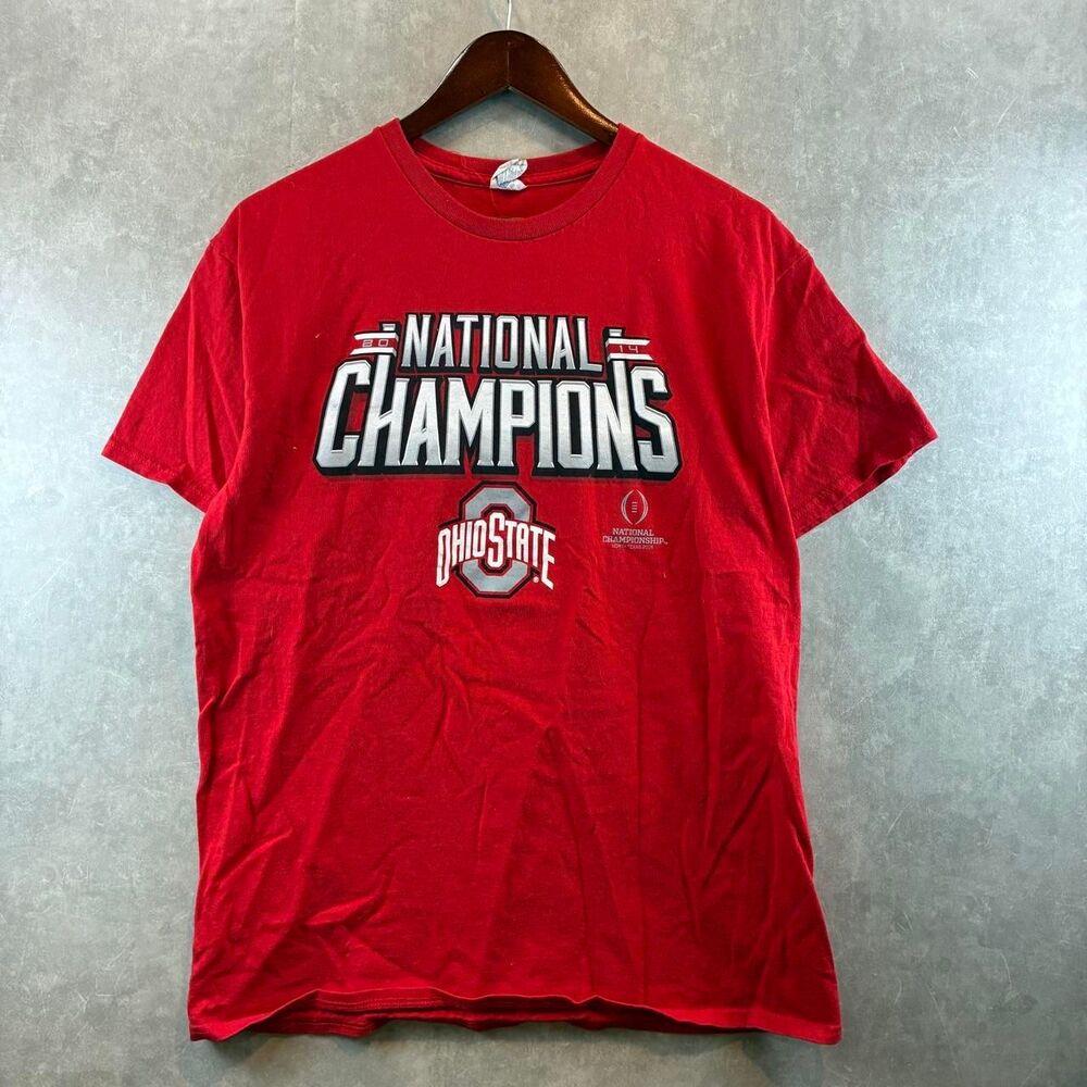 Unbranded Men's Red T-shirt